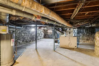 424 Cedar Street, Manchester, NH 03103 - Photo 35