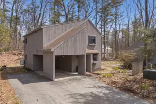 189 Coburn Woods Dr, Nashua, NH 03063 - Photo 1