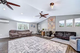 12 Shelly Dr, Pelham, NH 03076 - Photo 15