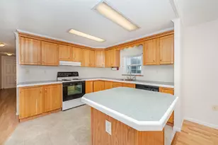 153 Eagle Dr, Rochester, NH 03868 - Photo 7