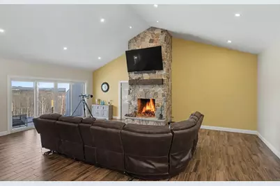 231 Smith Hill Road, Franklin, NH 03235 - Photo 7