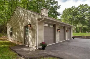 96 Pond View Dr, Auburn, NH 03032 - Photo 5