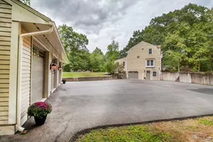 96 Pond View Dr, Auburn, NH 03032 - Photo 7