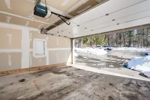 202 Beacon Hill Rd, Pembroke, NH 03275 - Photo 33