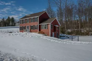 87 Timber Ridge Dr, Milford, NH 03055 - Photo 3