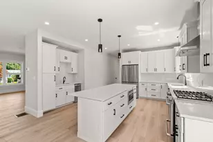5 Highland Ave, Salem, NH 03079 - Photo 7