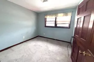 90 N Lowell Rd, Windham, NH 03087 - Photo 17