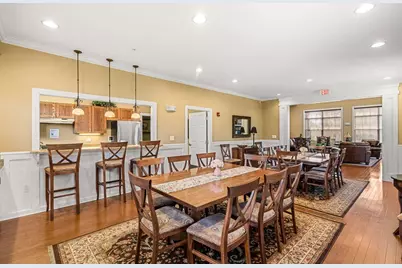 211 Woodview Way, Manchester, NH 03102 - Photo 43