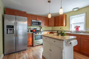 12 Chase St, Hooksett, NH 03106 - Photo 5