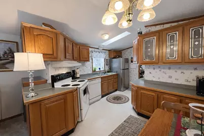 70 Bluebird Lane, Lyndon, VT 05851 - Photo 5