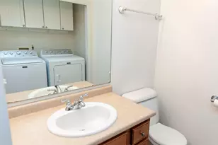 27 Bowes Cir, Hudson, NH 03051 - Photo 11