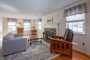 8 Collier Ct, Nashua, NH 03062 - Photo 17