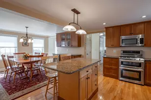 8 Collier Ct, Nashua, NH 03062 - Photo 9