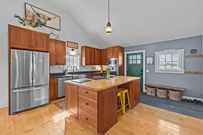 896 East Road, Colchester, VT 05446 - Photo 5