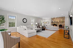 8 Arcadia Ln, Salem, NH 03079 - Photo 11