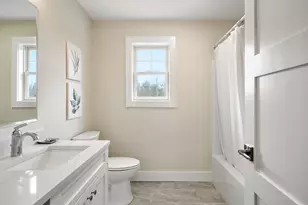 69 Driftwood Cir, Sandown, NH 03873 - Photo 25