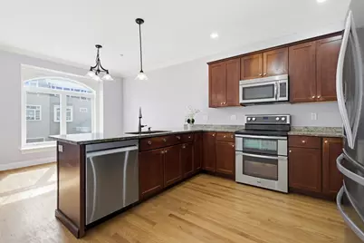 107 Riverwalk Way, Manchester, NH 03101 - Photo 17
