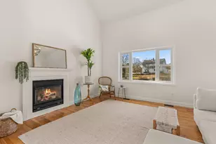 26 Moffat St, Portsmouth, NH 03801 - Photo 5