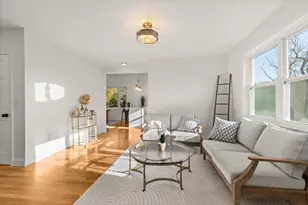 26 Moffat St, Portsmouth, NH 03801 - Photo 7