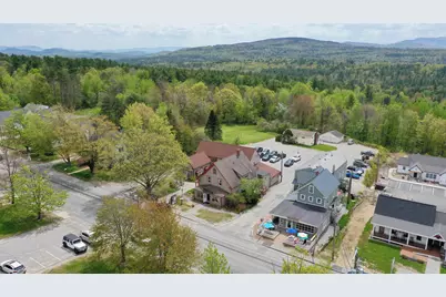 428 Main Street, New London, NH 03257 - Photo 1