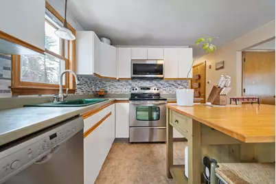 52 Windham Depot Road, Derry, NH 03038 - Photo 7