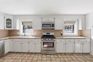 10 Todd Rd, Nashua, NH 03064 - Photo 5