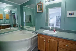 16 Brown Dr, Hinsdale, NH 03451 - Photo 9