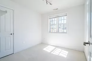 5 Lowther Pl, Nashua, NH 03060 - Photo 35