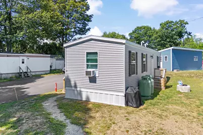 1338 Woodbury Avenue #10, Portsmouth, NH 03801 - Photo 3