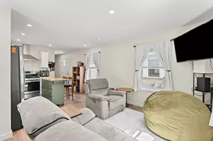 1338 Woodbury Ave, Portsmouth, NH 03801 - Photo 5