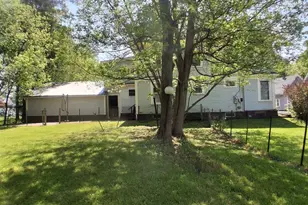 30 Cross St, Littleton, NH 03561 - Photo 1