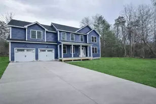 19 Mammoth Rd, Hooksett, NH 03106 - Photo 1