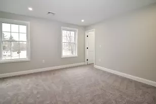 19 Mammoth Rd, Hooksett, NH 03106 - Photo 27
