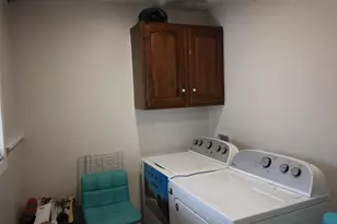 8 Central St, Pembroke, NH 03275 - Photo 13