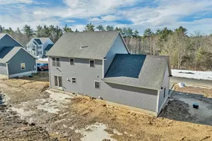12 Shelburne Ln, Concord, NH 03301 - Photo 9