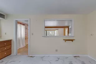 81 Village St, Concord, NH 03303 - Photo 17
