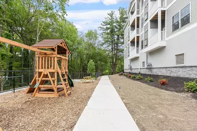 10100 S Willow Street #212, Manchester, NH 03103 - Photo 35