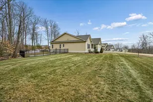 71 Overlook Dr, Dunbarton, NH 03046 - Photo 51