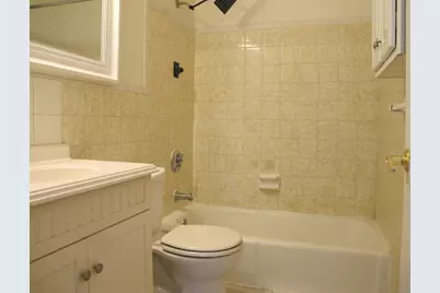 377 Huse Road #25, Manchester, NH 03103 - Photo 11