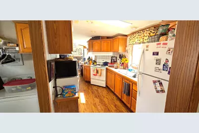 32 Pine Street, Hinsdale, NH 04451 - Photo 9