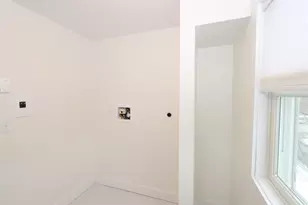 549 West St, Keene, NH 03431 - Photo 27