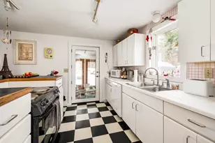 454 6th St, Dover, NH 03820 - Photo 11