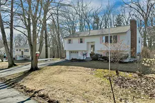 51 Bedard Ave, Derry, NH 03038 - Photo 3