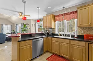 36 Hibiscus Way, Nashua, NH 03062 - Photo 15