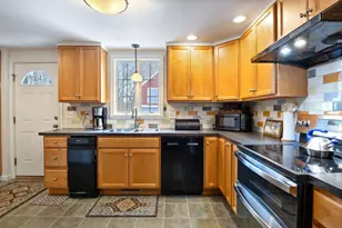 60 Walnut Ave, North Hampton, NH 03862 - Photo 5