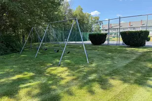 60 Wellington Village Dr, Bristol, NH 03222 - Photo 11