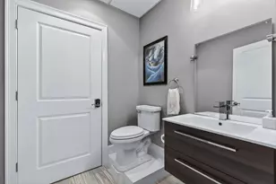 25 Schooner Dr, Dover, NH 03820 - Photo 45