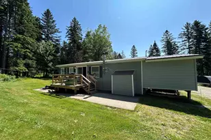 26 Dalton Rd, Pittsburg, NH 03592 - Photo 1