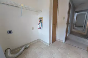 60 Merrimack Dr, Merrimack, NH 03054 - Photo 35