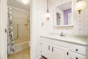 9 Governor Square, Peterborough, NH 03458 - Photo 19